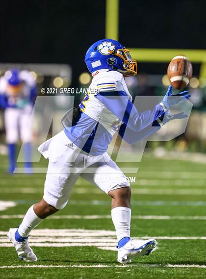 Thumbnail 2 in Benicia @ Casa Grande (CIF NCS D3 Quarterfinal) photogallery.