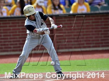 Thumbnail 3 in Lubock vs. Frenship (UIL 4A Regional Quarterfinal Playoff) photogallery.