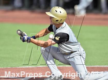Thumbnail 2 in Lubock vs. Frenship (UIL 4A Regional Quarterfinal Playoff) photogallery.