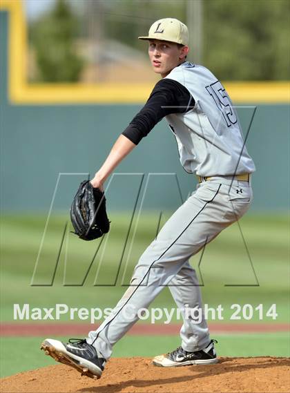 Thumbnail 3 in Lubock vs. Frenship (UIL 4A Regional Quarterfinal Playoff) photogallery.