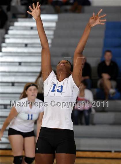 Thumbnail 2 in Hoover @ Burbank photogallery.