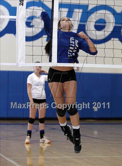 Thumbnail 3 in Hoover @ Burbank photogallery.