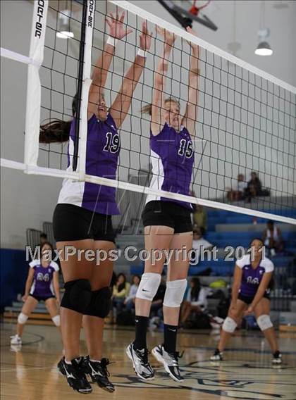 Thumbnail 3 in Hoover @ Burbank photogallery.