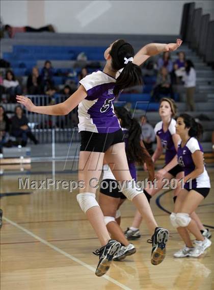 Thumbnail 3 in Hoover @ Burbank photogallery.