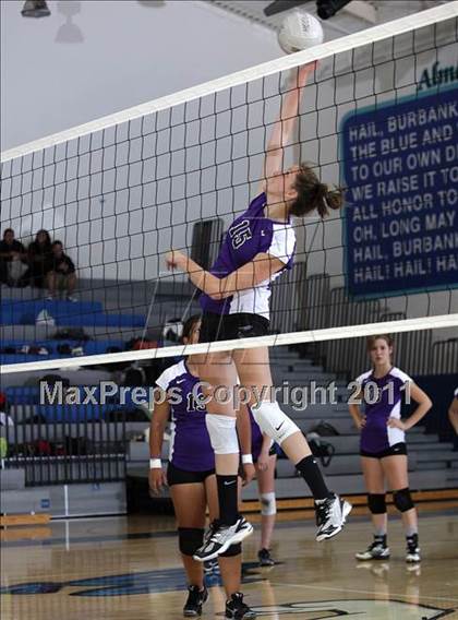 Thumbnail 2 in Hoover @ Burbank photogallery.