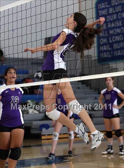 Thumbnail 1 in Hoover @ Burbank photogallery.