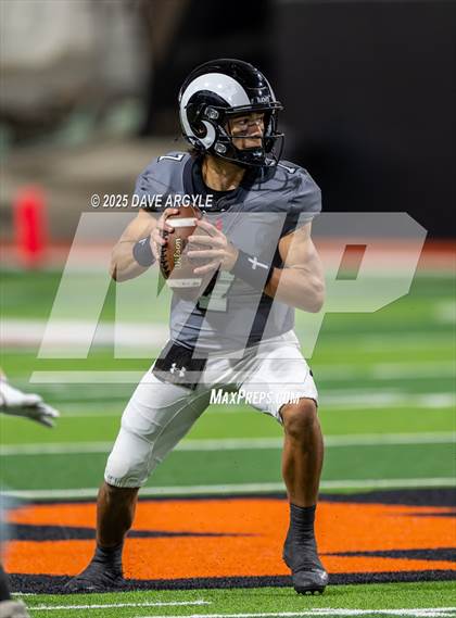Thumbnail 2 in Highland vs. Sports Leadership & Management photogallery.