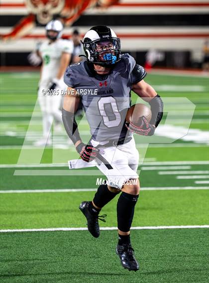 Thumbnail 3 in Highland vs. Sports Leadership & Management photogallery.