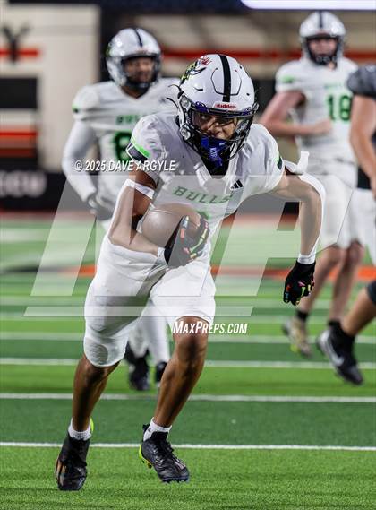 Thumbnail 3 in Highland vs. Sports Leadership & Management photogallery.