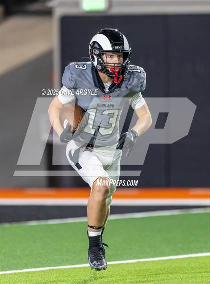Thumbnail 2 in Highland vs. Sports Leadership & Management photogallery.
