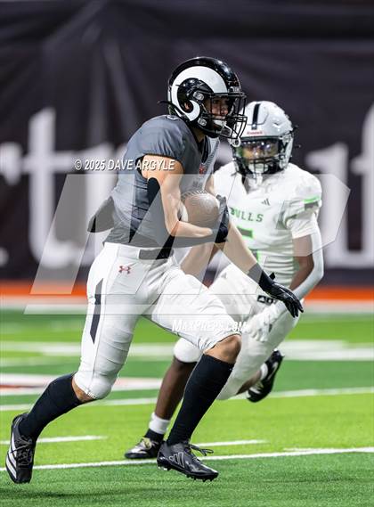 Thumbnail 3 in Highland vs. Sports Leadership & Management photogallery.