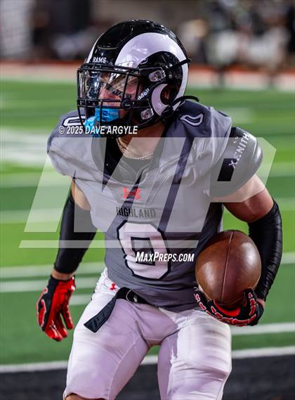 Thumbnail 2 in Highland vs. Sports Leadership & Management photogallery.