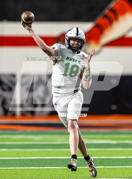 Thumbnail 3 in Highland vs. Sports Leadership & Management photogallery.