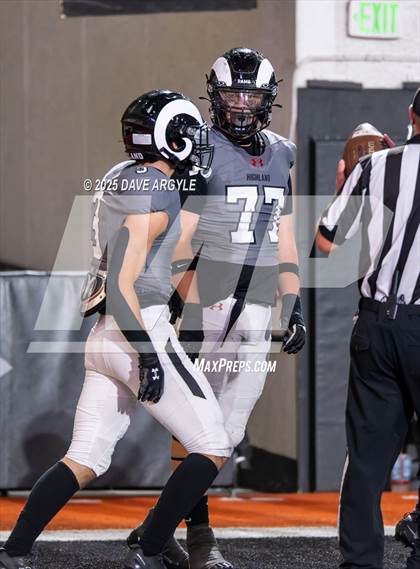 Thumbnail 3 in Highland vs. Sports Leadership & Management photogallery.