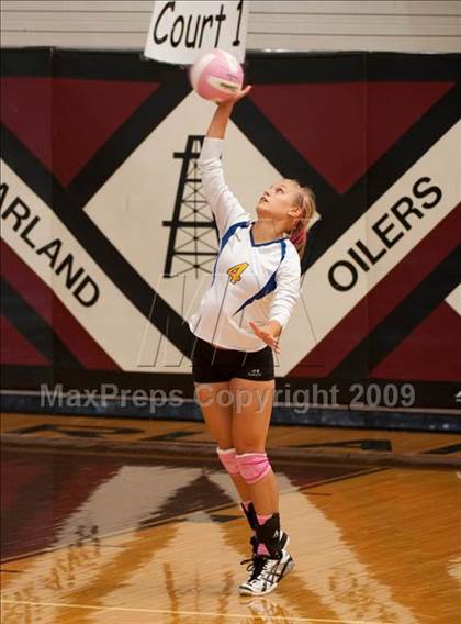 Thumbnail 3 in Amarillo @ Alamo Heights (Pearland Volleyball Classic) photogallery.