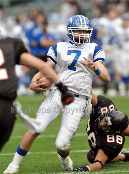 Thumbnail 3 in La Habra vs. Tustin (CIF SS Southwest Final) photogallery.