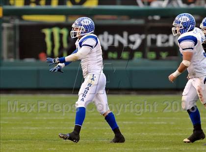 Thumbnail 1 in La Habra vs. Tustin (CIF SS Southwest Final) photogallery.