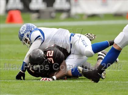 Thumbnail 1 in La Habra vs. Tustin (CIF SS Southwest Final) photogallery.