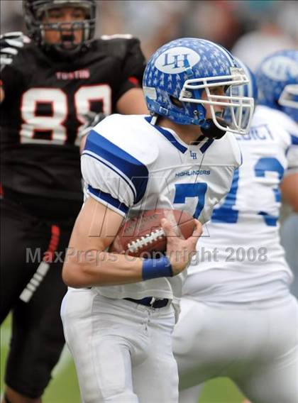Thumbnail 1 in La Habra vs. Tustin (CIF SS Southwest Final) photogallery.