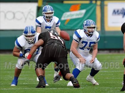 Thumbnail 3 in La Habra vs. Tustin (CIF SS Southwest Final) photogallery.