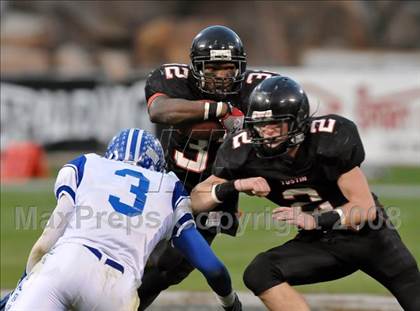 Thumbnail 2 in La Habra vs. Tustin (CIF SS Southwest Final) photogallery.