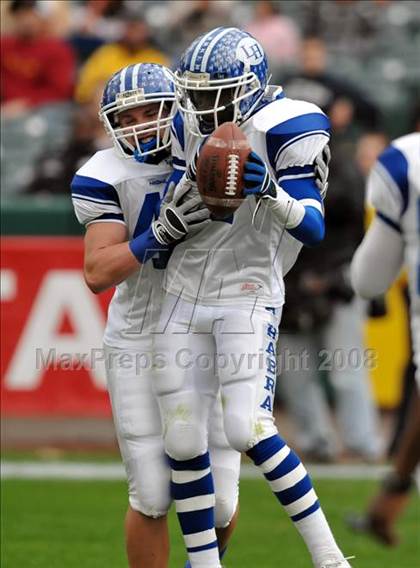 Thumbnail 1 in La Habra vs. Tustin (CIF SS Southwest Final) photogallery.