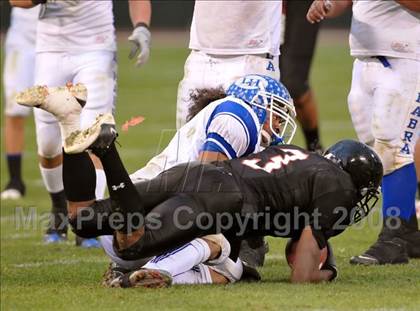 Thumbnail 1 in La Habra vs. Tustin (CIF SS Southwest Final) photogallery.