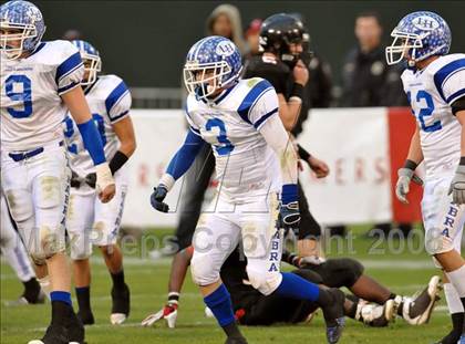 Thumbnail 2 in La Habra vs. Tustin (CIF SS Southwest Final) photogallery.