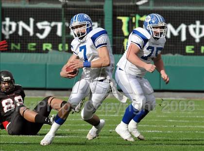 Thumbnail 2 in La Habra vs. Tustin (CIF SS Southwest Final) photogallery.
