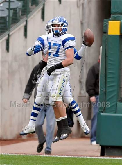 Thumbnail 2 in La Habra vs. Tustin (CIF SS Southwest Final) photogallery.