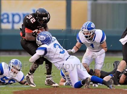 Thumbnail 2 in La Habra vs. Tustin (CIF SS Southwest Final) photogallery.