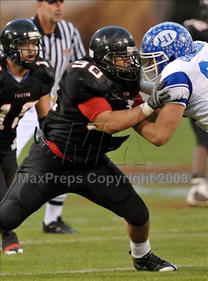 Thumbnail 2 in La Habra vs. Tustin (CIF SS Southwest Final) photogallery.