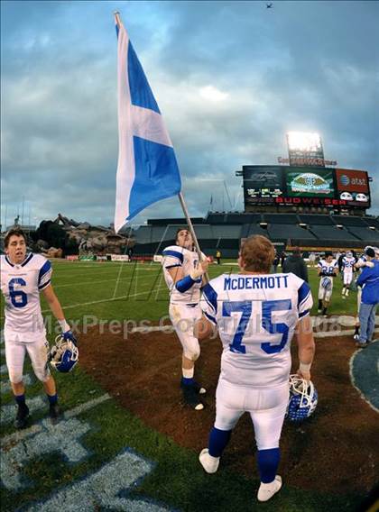Thumbnail 1 in La Habra vs. Tustin (CIF SS Southwest Final) photogallery.