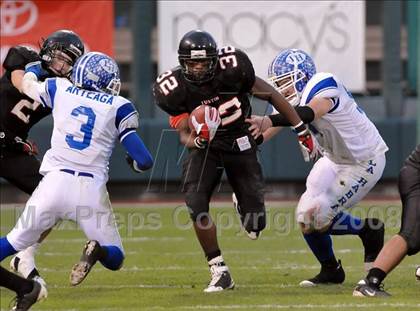 Thumbnail 1 in La Habra vs. Tustin (CIF SS Southwest Final) photogallery.