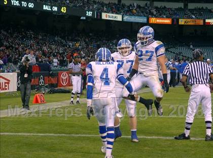 Thumbnail 2 in La Habra vs. Tustin (CIF SS Southwest Final) photogallery.