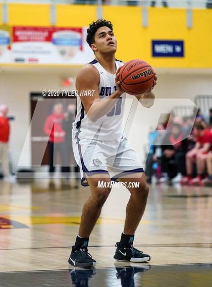 Thumbnail 3 in Terre Haute South Vigo vs. Brownsburg (IHSAA 4A Sectional Semifinal) photogallery.
