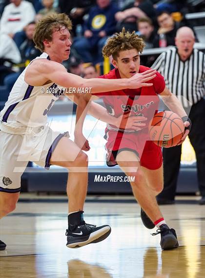 Thumbnail 2 in Terre Haute South Vigo vs. Brownsburg (IHSAA 4A Sectional Semifinal) photogallery.