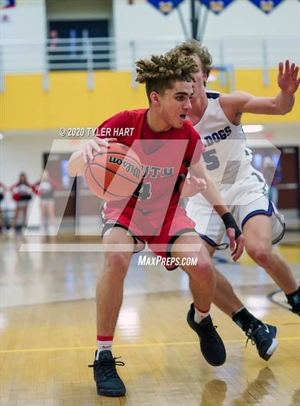 Thumbnail 3 in Terre Haute South Vigo vs. Brownsburg (IHSAA 4A Sectional Semifinal) photogallery.