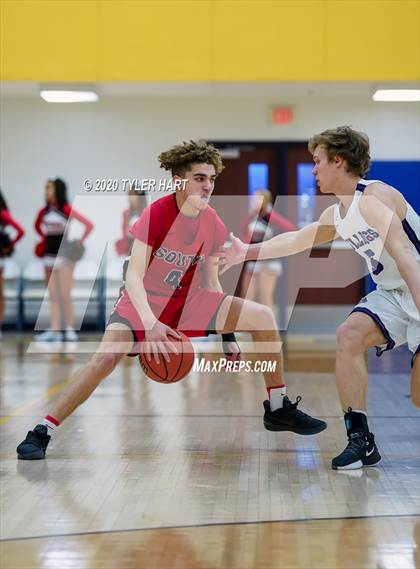 Thumbnail 3 in Terre Haute South Vigo vs. Brownsburg (IHSAA 4A Sectional Semifinal) photogallery.