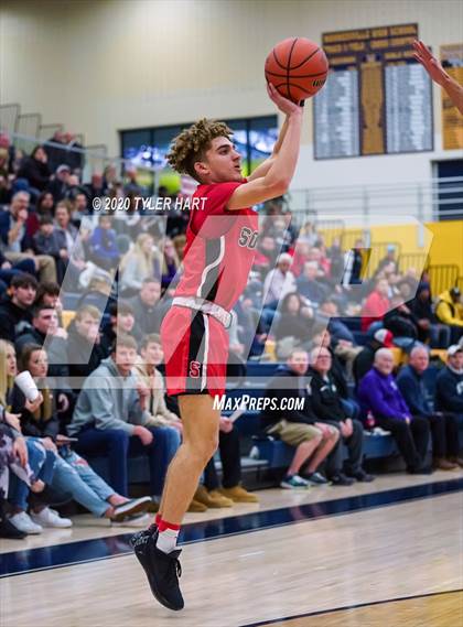 Thumbnail 2 in Terre Haute South Vigo vs. Brownsburg (IHSAA 4A Sectional Semifinal) photogallery.