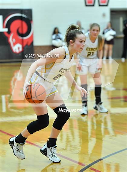 Thumbnail 1 in Cisco vs. Seymour (2A Region II Bi-District) photogallery.