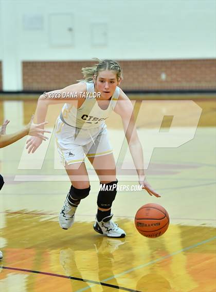Thumbnail 2 in Cisco vs. Seymour (2A Region II Bi-District) photogallery.