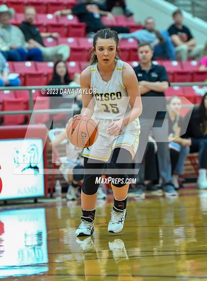 Thumbnail 3 in Cisco vs. Seymour (2A Region II Bi-District) photogallery.