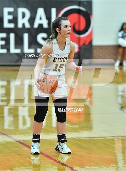 Thumbnail 2 in Cisco vs. Seymour (2A Region II Bi-District) photogallery.