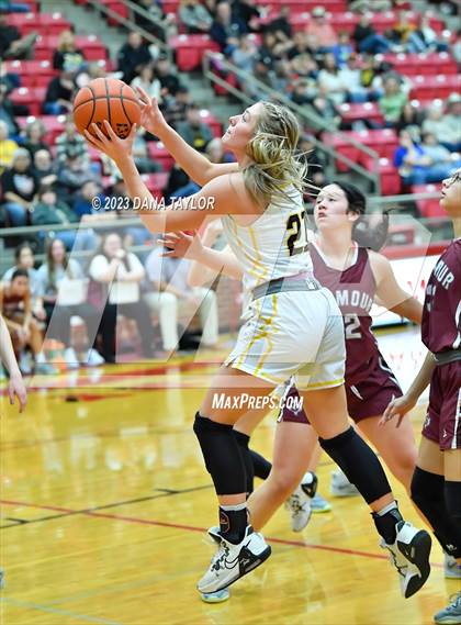 Thumbnail 2 in Cisco vs. Seymour (2A Region II Bi-District) photogallery.
