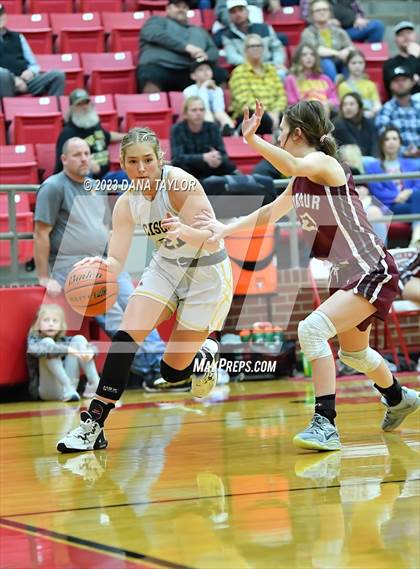 Thumbnail 3 in Cisco vs. Seymour (2A Region II Bi-District) photogallery.