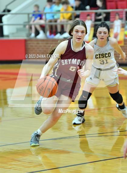 Thumbnail 1 in Cisco vs. Seymour (2A Region II Bi-District) photogallery.