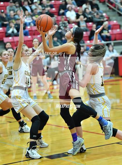 Thumbnail 1 in Cisco vs. Seymour (2A Region II Bi-District) photogallery.