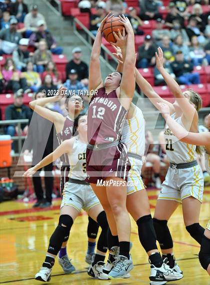 Thumbnail 3 in Cisco vs. Seymour (2A Region II Bi-District) photogallery.