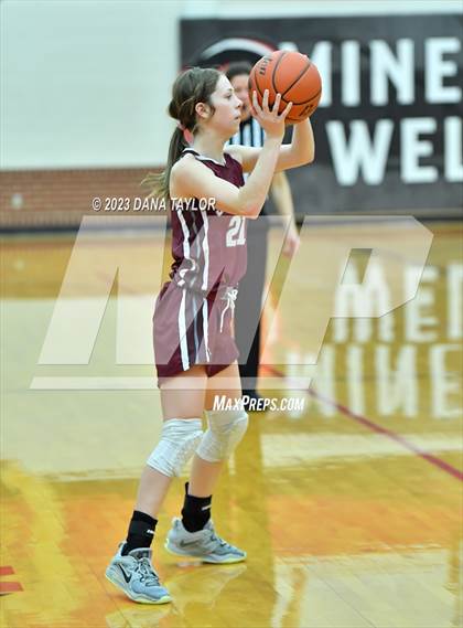 Thumbnail 1 in Cisco vs. Seymour (2A Region II Bi-District) photogallery.